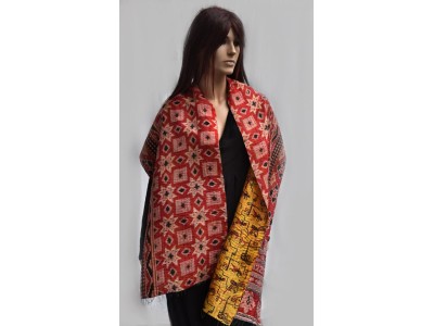 Zijden vintage kantha sjaal, geel, rood en zwart