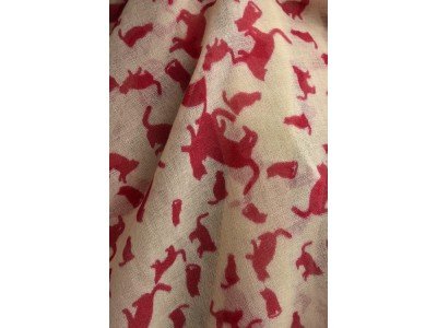 Wollen sjaal of stola, rode katten, offwhite