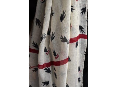 Wollen sjaal, vogels, offwhite, zwart en rood