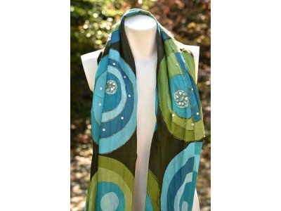 Sjaal of pareo, turquoise, groen en andere kleuren, geometrische figuren en bollen