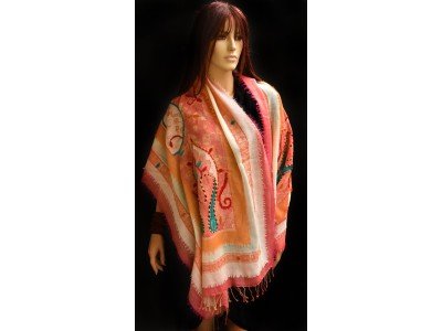 Wollen laagjes sjaal of stola, bohemian, roze, zalm en offwhite met franjes