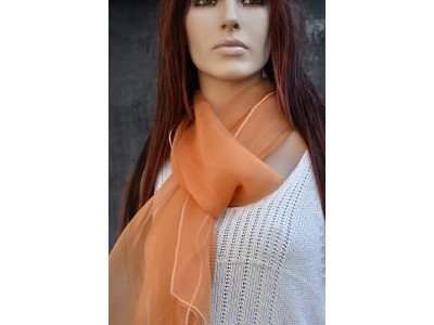 Elegante organza zijden sjaal, warme kleur zalm
