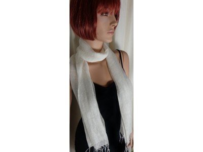 Witte linnen sjaal met franjes